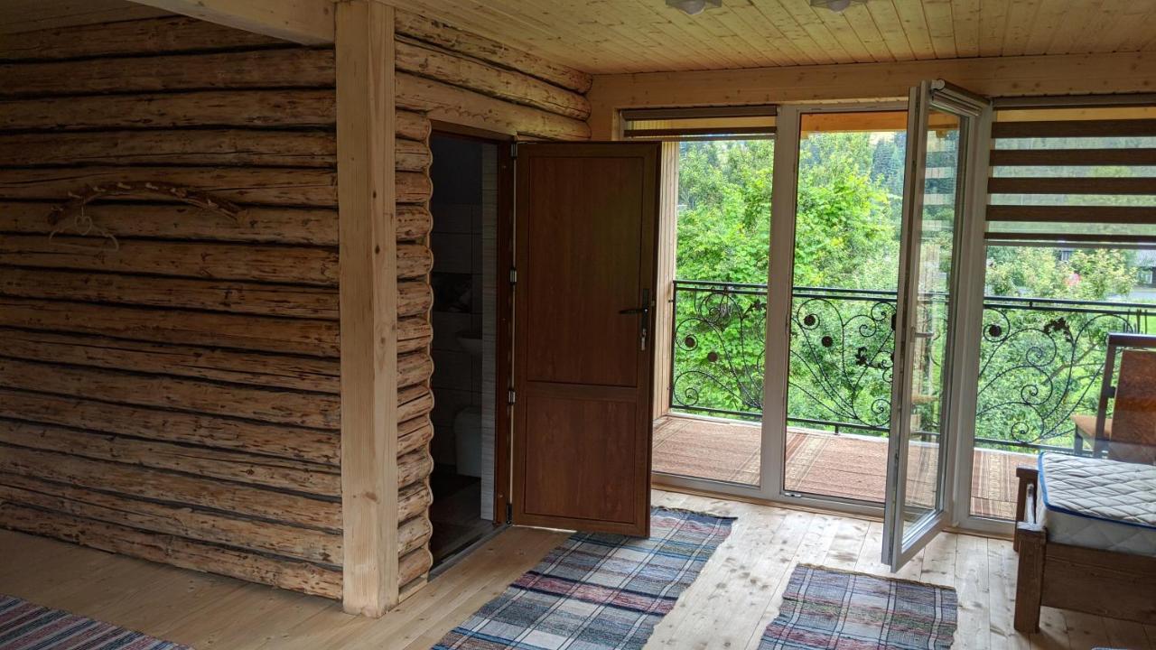 Guest house Gostynna Rodyna Izki Extérieur photo