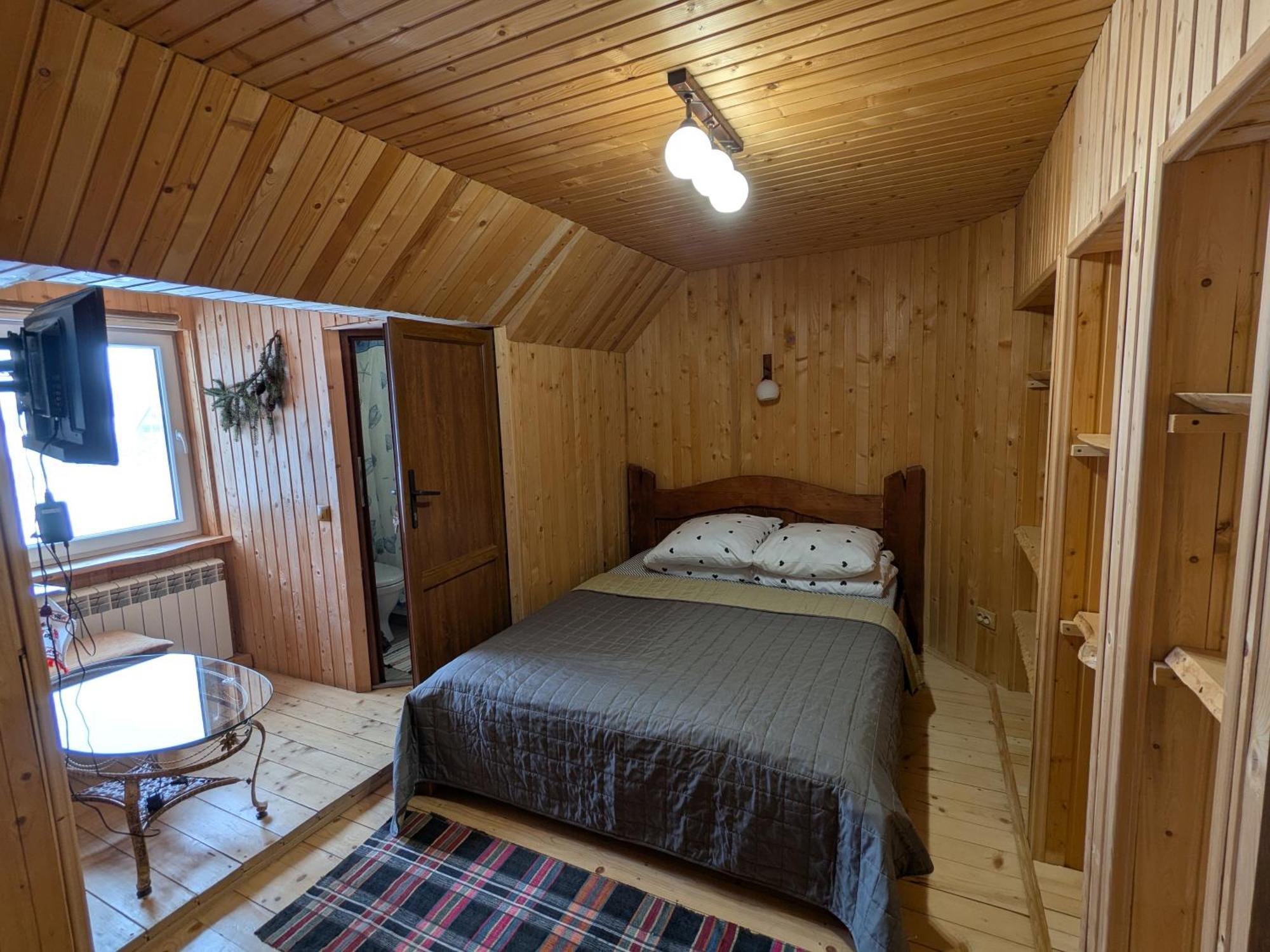 Guest house Gostynna Rodyna Izki Extérieur photo